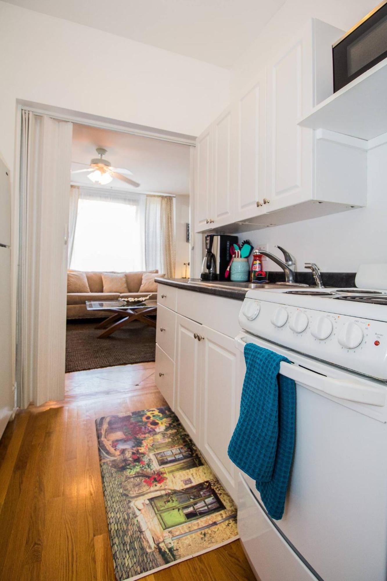 Boston Condominium, First Floor Easy Access To Mb 外观 照片