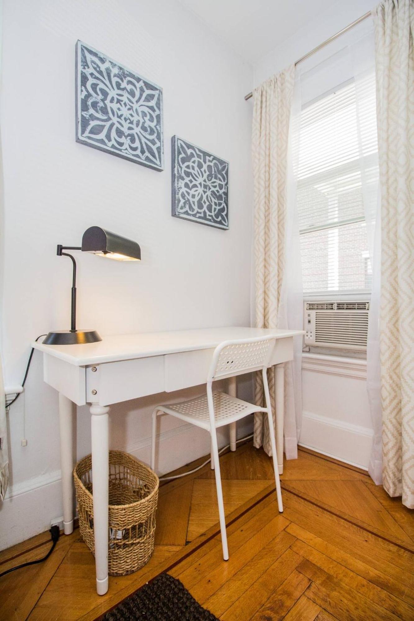 Boston Condominium, First Floor Easy Access To Mb 外观 照片